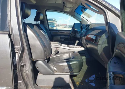 2011 Nissan Armada Sv из США, поврежденный, VIN 5N1BA0ND5BN602945